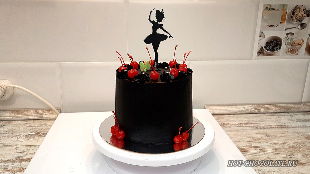 Чёрный торт для девочки