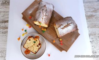 Творожный кекс с цукатами и изюмом