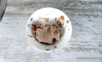 Детское оформление творожного торта в виде мордочки Мишки